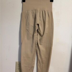 Pchee Bum Tan Leggings